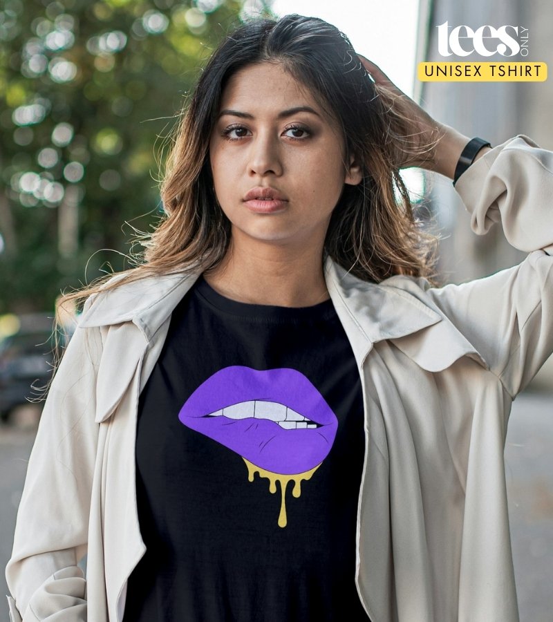 Bishakto Chumu | TeesOnly